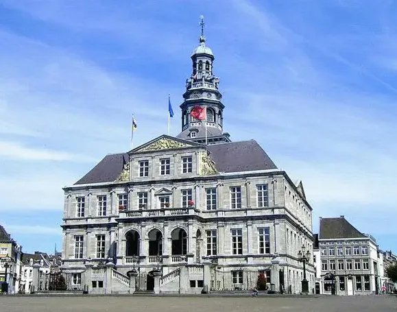 GrausBouw gaat onderhoud Maastrichts vastgoed doen